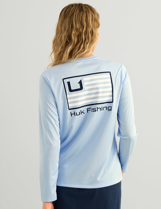Womens Americana Pursuit Performance V-Neck