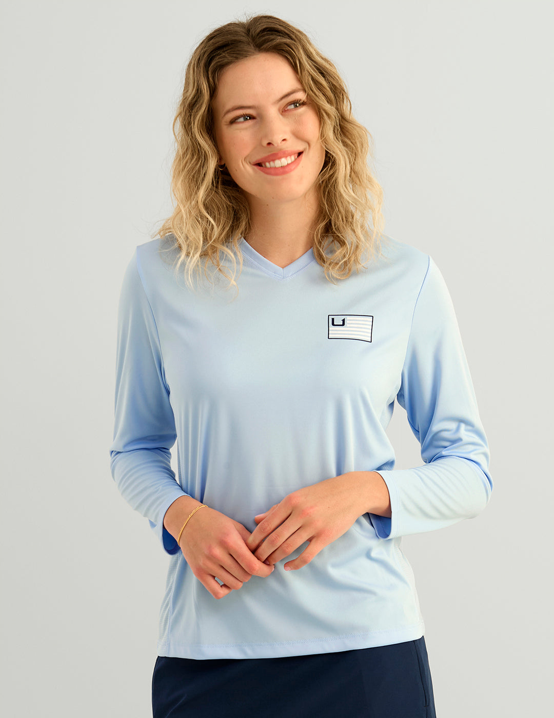 Womens Americana Pursuit Performance V-Neck